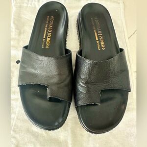 Donald J. Pliner Men’s 11 McKay Black Sandal modern minimalist beach resort Amazon.com | Donald Pliner Mens Palmer Calf Sandal,Black,10  main image 3
